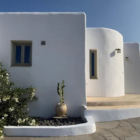 Feriehus White House With Sea View Ampelas