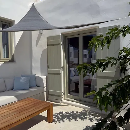 White House With Sea View * Ampelas